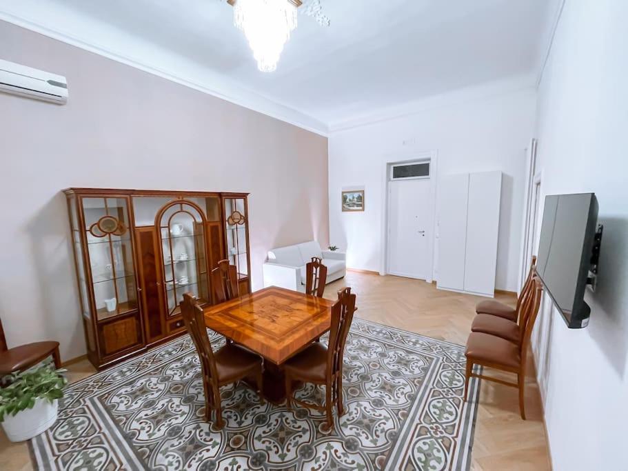 Apartament Luxury Bnb Dedeo Bari Zewnętrze zdjęcie